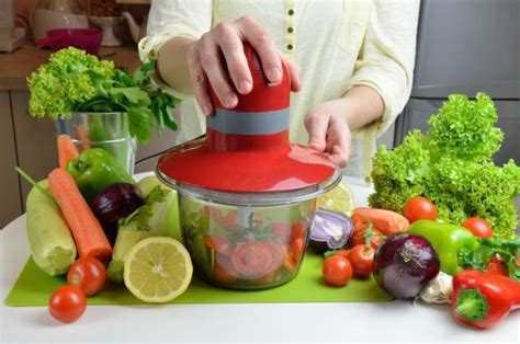 10 Best Vegetable Choppers To Make Meal Prep A Breeze 2023 Clean