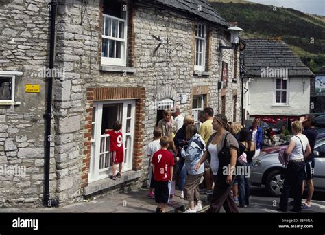 The Square Corfe Castle Village Dorset Uk Stock Photo Alamy