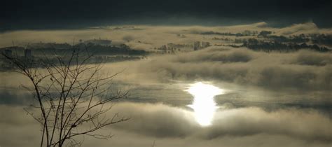 Mare Di Nebbia Sul Lago Maggiore Juzaphoto
