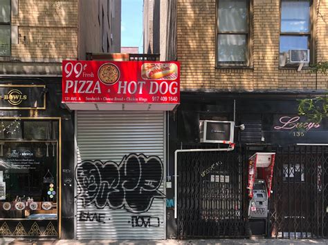Hier sollte eine beschreibung angezeigt werden, diese seite lässt dies jedoch nicht zu. EV Grieve: Here's the 99-Cent Pizza & Hot Dog signage on Avenue A