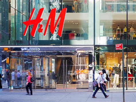 Create your own interior design dream with items from our h&m home collection! H&M's March sales tumble 46per cent as pandemic hits, sees ...