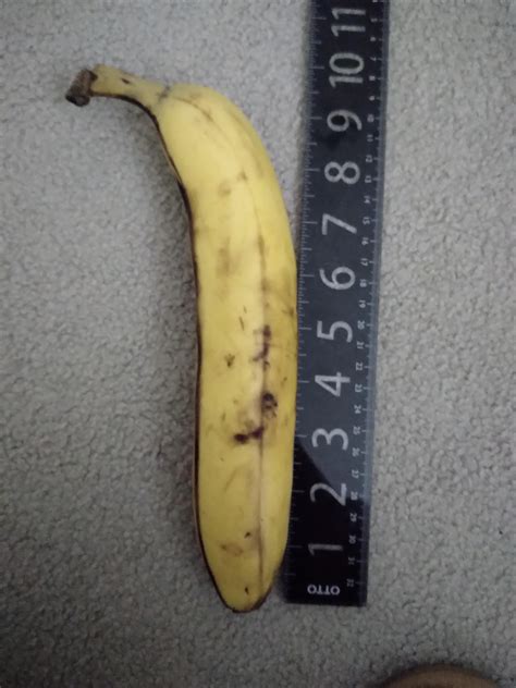 A Long Banana Rabsoluteunits