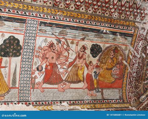 Pinturas Antiguas Exquisitas En Las Paredes En Jahangir Mahal En El