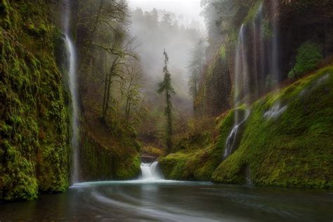 Curtains In The Fog Waterfall Landscape Photography Oregon Waterfalls