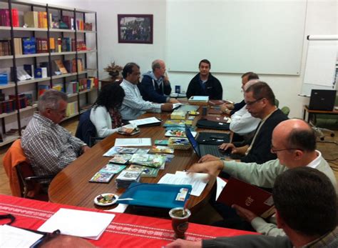 Editorial verbo divino es una editorial navarrra que destaca por la edición de biblias, diccionarios, textos catequéticos y universitarios, libros de referencia en el pensamiento social y filosófico, revistas de teología, biblias en diferentes idiomas , agendas, etc. LA EDITORIAL VERBO DIVINO PARTICIPA EN LIBER 2014 ...