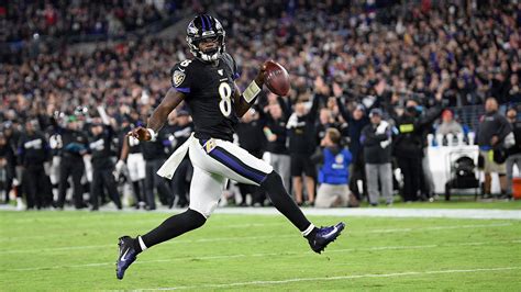 Lamar Jackson running toward record book | Fox News