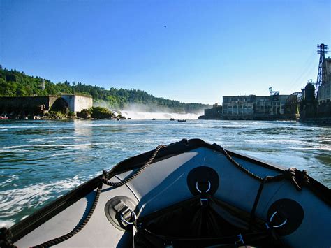 Zodiac Boat Tours On The Willamette River Portland Oregon
