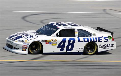 Jimmie johnson won his sixth nascar championship, one short of the record held by legends richard petty and dale earnhardt. Jimmie Johnson lowes ermine white | Racing, Nascar racing ...