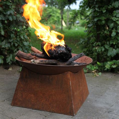 Rustic Rusty Round Fire Pit Brazier Garden Fire Pit Outdoor Fire