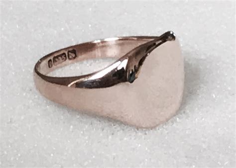 Stunning Antique 9ct Rose Gold Pinky Signet Ring Hallmarked Chester 1918