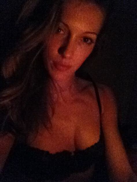 Katie Cassidy 21 Private Photos And 2 Videos Thefappening