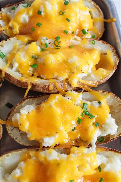 Turkey mince is cheap and lean. Twice Baked Potatoes | Classic Recipe from 30daysblog