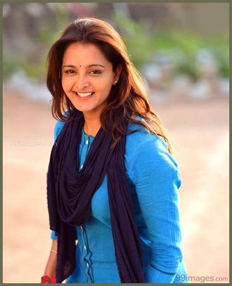 Manju Warrier Beautiful Photos And Mobile Wallpapers Hd Androidiphone