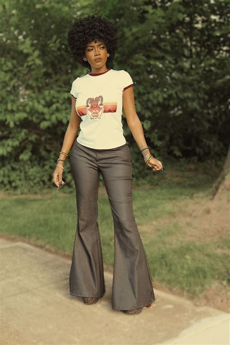 Bell Bottom Jeans In The 70s New Dress Collection