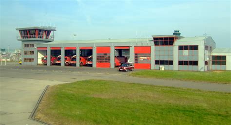 Stansted Airport Fire Station © Thomas Nugent Cc By Sa20 Geograph