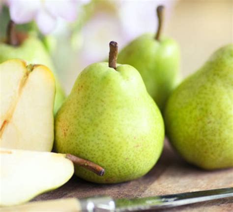 Pear Health Benefits 7 Reasons To Eat This Incredible Fruit