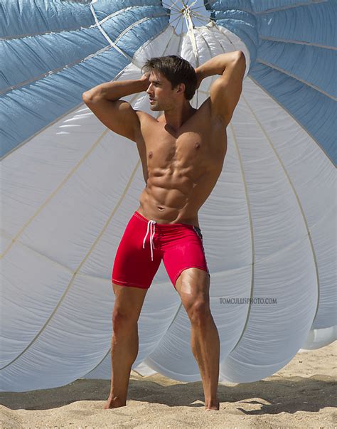 American Fitnessmodel Colby Lefebvre by Tom Cullis - Fashionably Male
