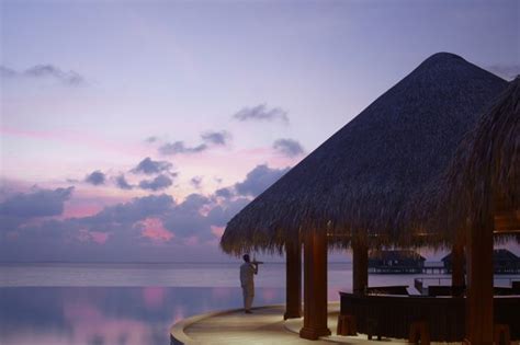 Home Dusit Thani Maldives 5 Star Resort In The Maldives