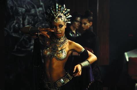 Queen Of The Damned Queen Of The Damned Vampire Queen Aaliyah