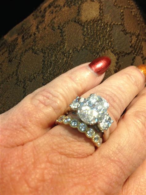 Pin By Dana Mckelvey On Diamonds Vintage Anniversary Rings Vintage