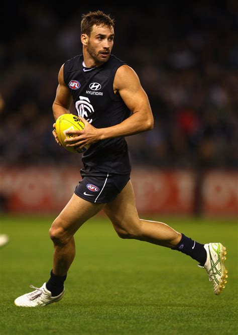 What is afl and what is it good for? Andrew Walker - Andrew Walker Photos - AFL Rd 5 - Carlton ...