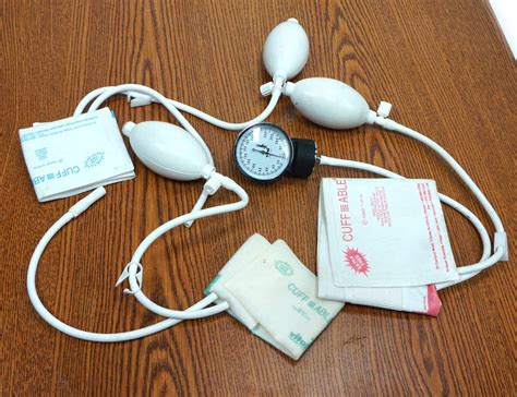 Vital Signs Blood Pressure Gage And Cuff Able Infant Child Small Adult