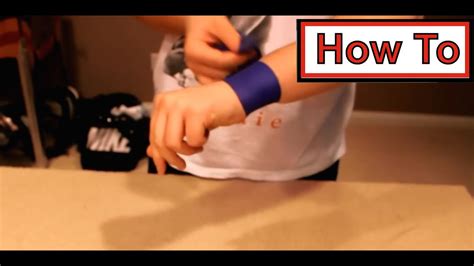How To Properly Tape Your Wrists Youtube