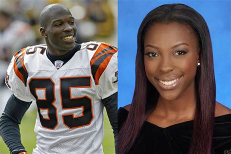 Celebrity football star chad johnson has witnessed numerous ups and downs in his dating and married life, but the former nfl star still stands proud as a father of multiple kids. Football Star Goes Viral For Doing Daughter's Makeup and ...