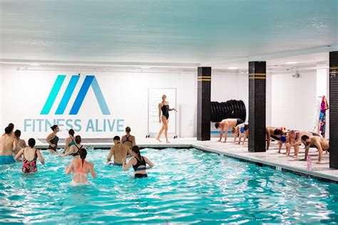 This Fitness Alive Pool Workout Is The Perfect Summer Exercise Class