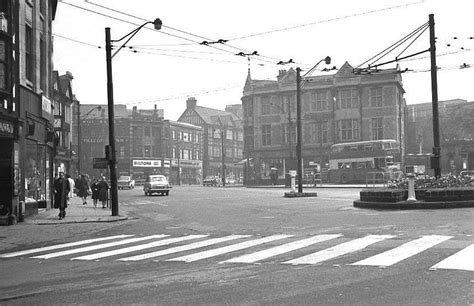 Pin By Jan Milton On My Home Town Street View Scenes Street