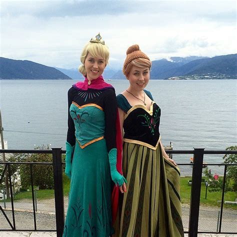 Anna And Elsa Anna And Elsa Costume Ideas For A Frozen Halloween