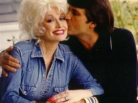 40 Photos And Facts About Dolly Parton Thatll Make You Fall For The