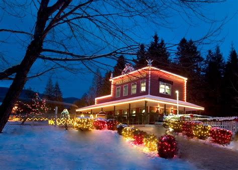 Everyone In New Hampshire Must Visit This Christmas Inspired Theme Park