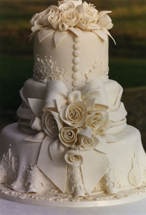 62 Best Wedding Cakes Ivory And White Chocolate Images