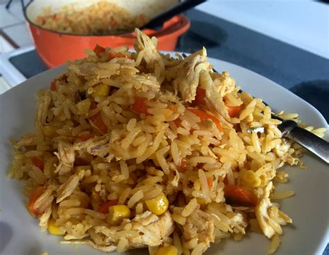 This arroz con pollo receta is a favorite in our food it's a classic chicken recipe that cuban families enjoy any night of the week. Costa Rican Arroz con Pollo - Costa Rica ChicaCosta Rica Chica