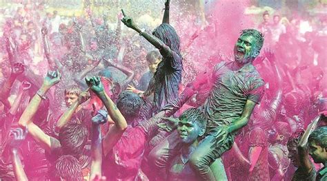 Holi 2019 Date When Is Holi In 2019 When Is News The Indian Express