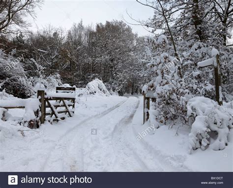 Snowy Countryside High Resolution Stock Photography And Images Alamy
