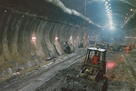 How Deep Is The Channel Tunnel - Channel Tunnel, a Look at Who Built the Chunnel - Bechtel