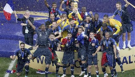 De L équipe De France De Football - Coupe du monde 2018 : 10 métiers qui tournent autour du football - L