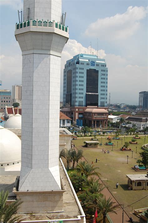 Minaret Of Masjid Agung Bandung Ikhlasul Amal Flickr