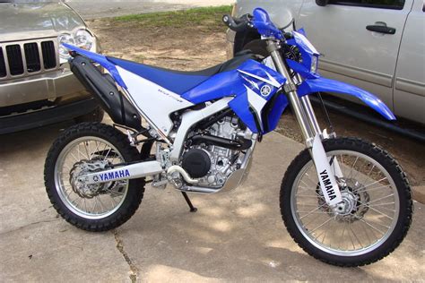 The turn signal will not make a sound or light the signal light on your car unless the car is running. Wr250R(X) Taillight/Turn signal mod - Page 4 - Yamaha Dual ...