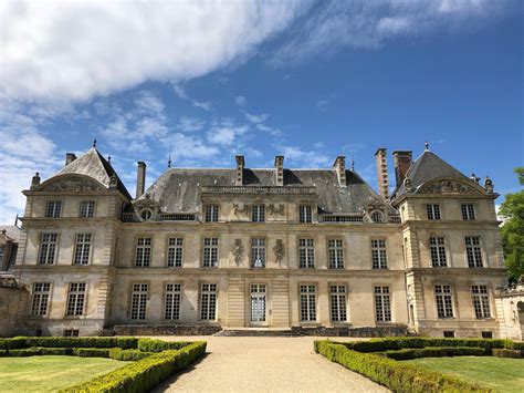 5 Of The Most Beautiful Houses In France ♥ Dolly Dowsie