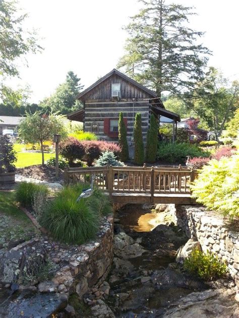 Blowing rock, affectionately called the crown of the blue ridge, is a beautiful small town surprisingly packed with entertainment ensured to make your trip to the mountains memorable. Blowing Rock NC | House styles, Blowing rock nc, Blowing rock