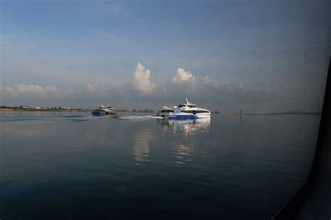 Pasir gudang ferry terminal provides a list of ferry services to batam centre. Jadwal Kapal Ferry Dolphin Rute Batam Center-Puteri ...