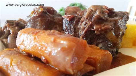 Se alimenta de pastos secos en las dehesas. Sergio Benito: Receta de Rabo de Ternera Estofado al Vino ...