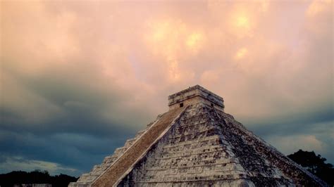 Chichen Itza Yucatan Mexico El Castillo Sfondi Gratuiti Per Desktop
