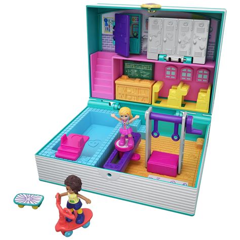 Polly Pocket Mini Middle School Compact With Dolls And Accessories