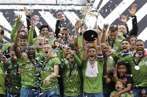 seattle-sounders-claim-second-title-in-4-years,-beating-toronto-fc-3-1
