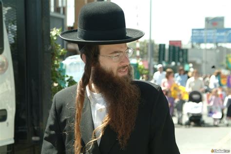 17 Facts Everyone Should Know About Hasidic Jews