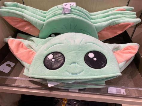 New Baby Yoda Hat At Disneyland Resort Inside The Magic